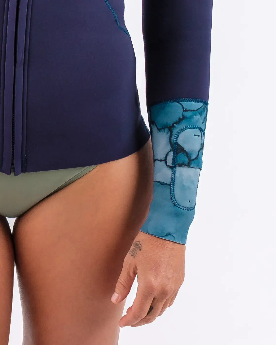 AQUARELLE 2MM JACKET – Kassia+Surf AQUARELLE 2MM JACKET – Kassia+Surf